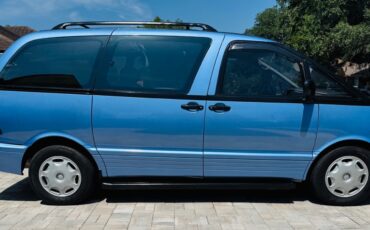 Toyota-Previa-1995-Minivan-8
