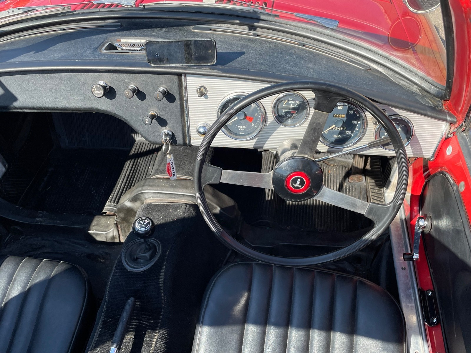 Toyota-Sports-800-1968-9