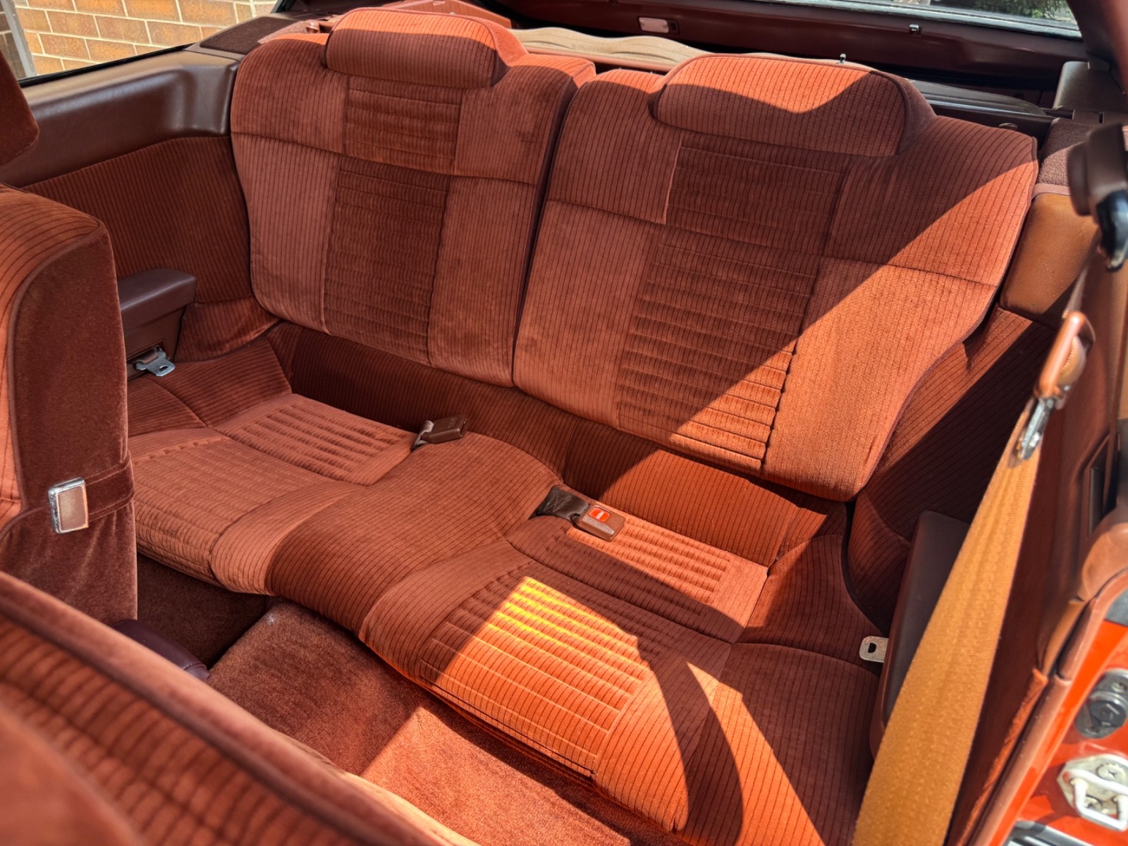 Toyota-Supra-1982-27
