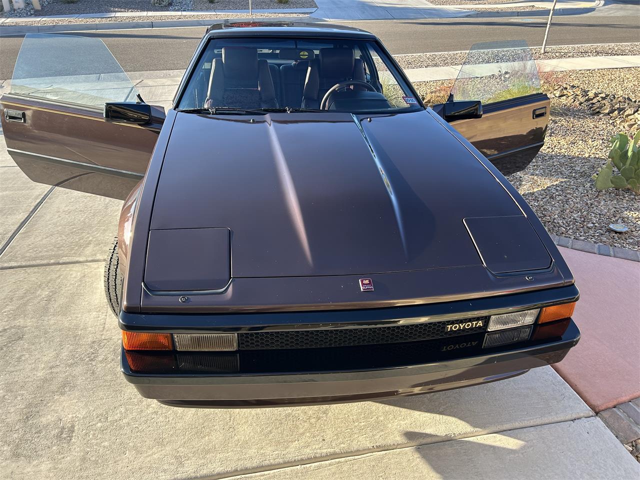 Toyota-Supra-1985-Maroon-Metallic-Maroon-1
