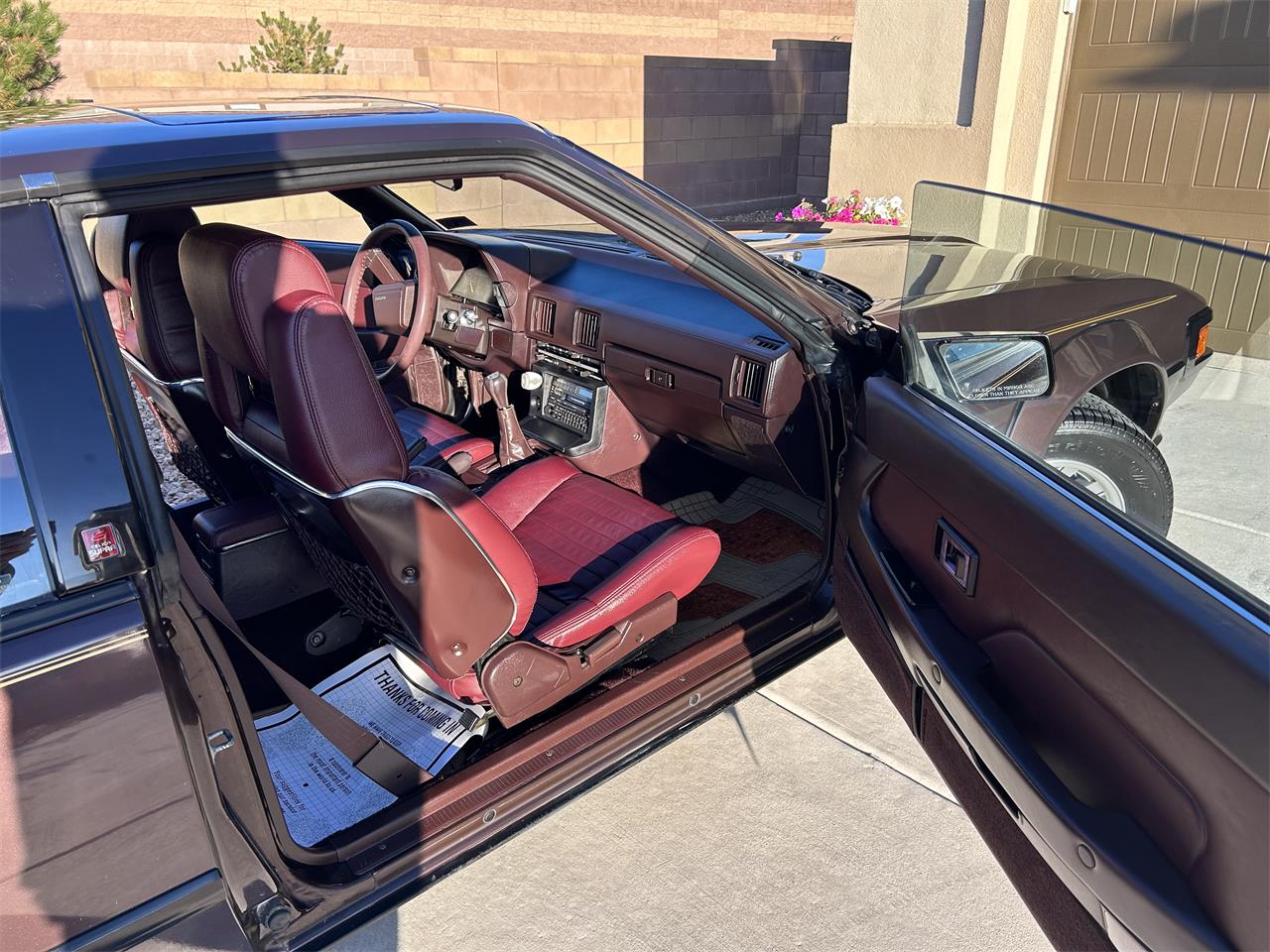 Toyota-Supra-1985-Maroon-Metallic-Maroon-5