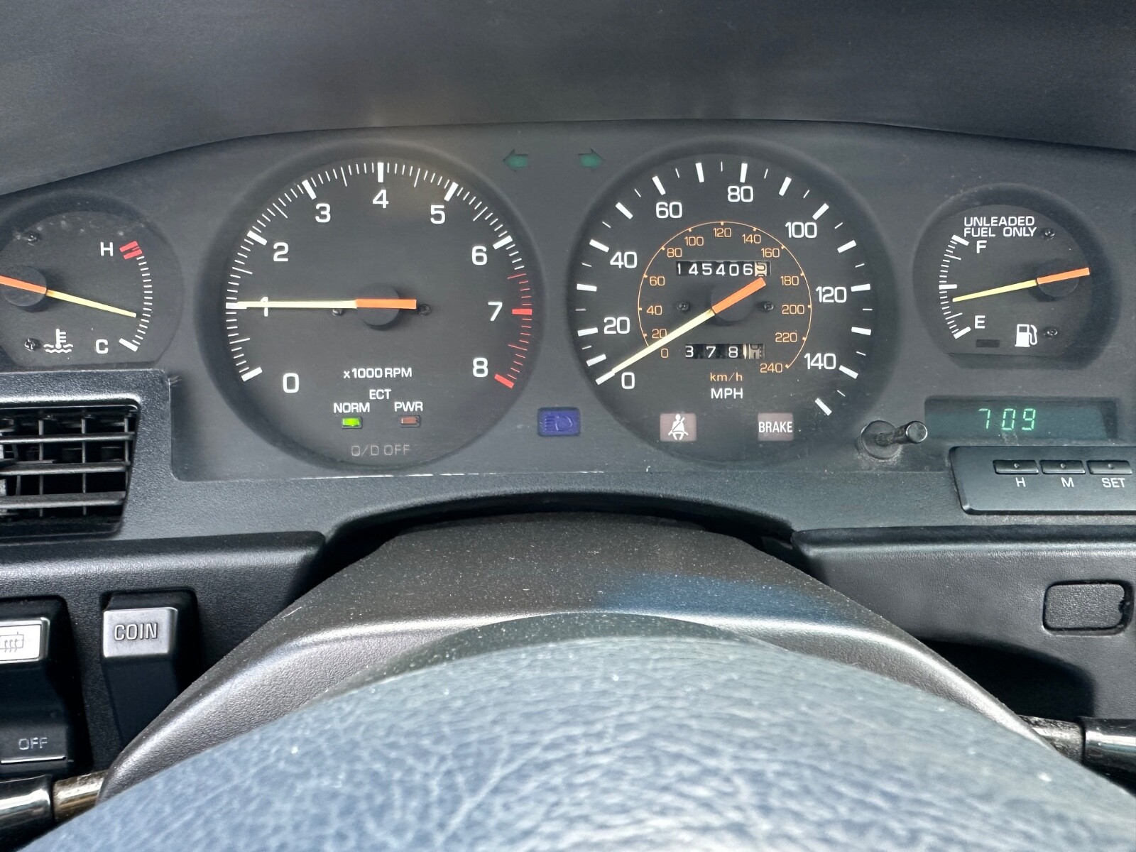 Toyota-Supra-1987-20
