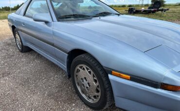 Toyota-Supra-1987-3
