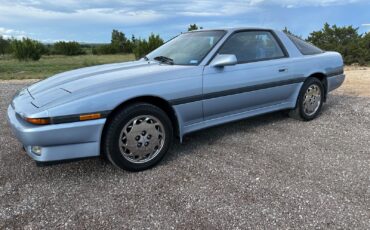 Toyota-Supra-1987-4