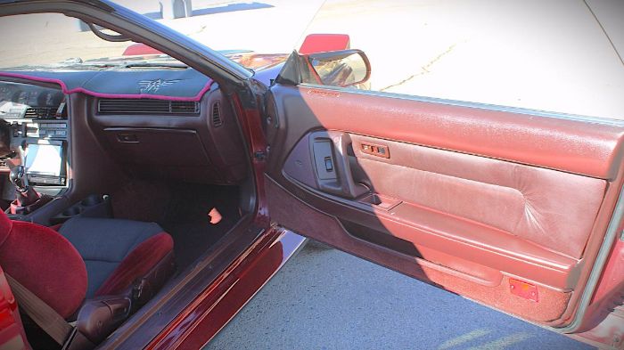 Toyota-Supra-1987-Custom-12