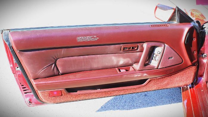 Toyota-Supra-1987-Custom-13