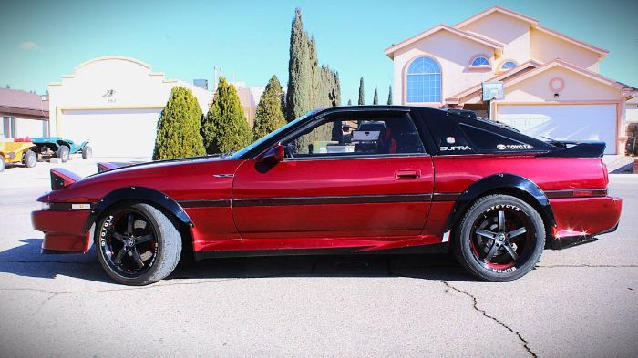 Toyota-Supra-1987-Custom-19