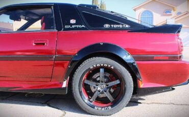 Toyota-Supra-1987-Custom-20