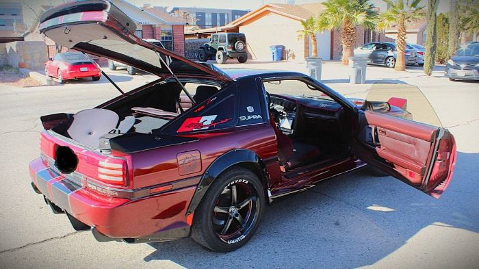 Toyota-Supra-1987-Custom-3