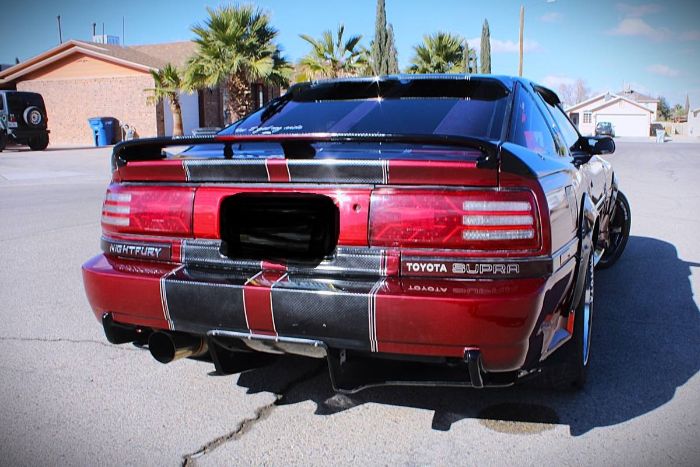 Toyota-Supra-1987-Custom-4