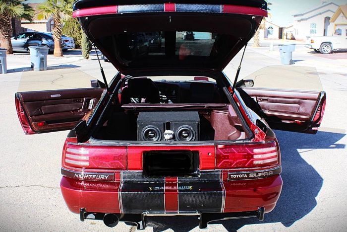 Toyota-Supra-1987-Custom-6