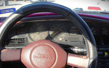 Toyota-Supra-1987-Custom-9