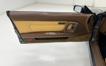 Toyota-Supra-1990-Granite-Gray-Saddle-23