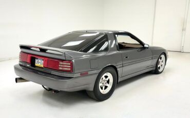 Toyota-Supra-1990-Granite-Gray-Saddle-3