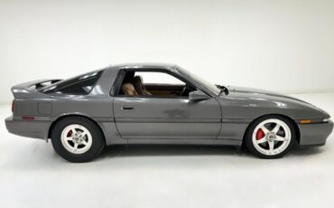 Toyota-Supra-1990-Granite-Gray-Saddle-4