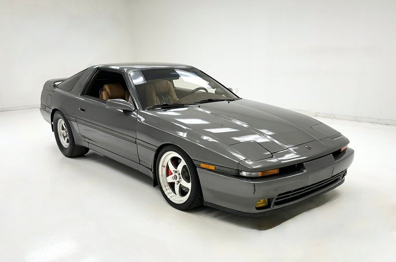 Toyota-Supra-1990-Granite-Gray-Saddle-5