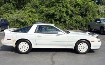 Toyota-Supra-1990-Hatchback-1