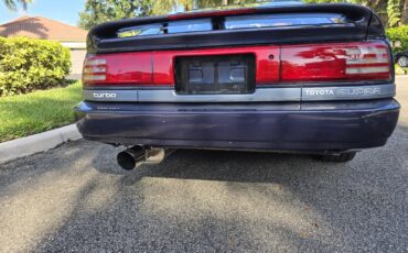 Toyota-Supra-1990-Hatchback-2