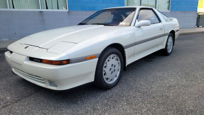 Toyota-Supra-1990-Pearl-White-Maroon-Leather-19