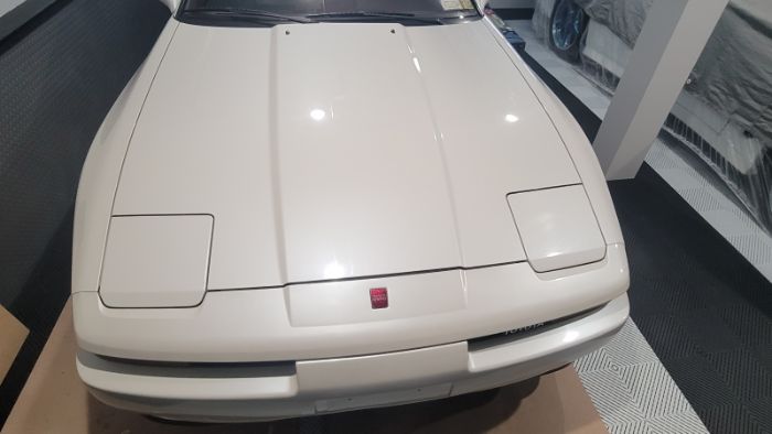 Toyota-Supra-1990-Pearl-White-Maroon-Leather-22