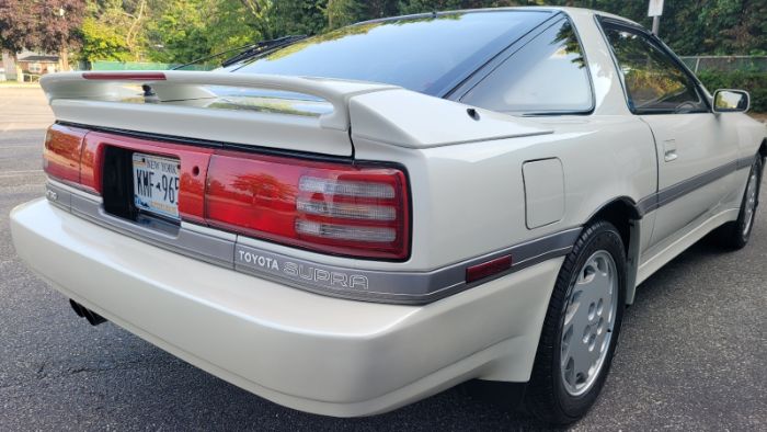 Toyota-Supra-1990-Pearl-White-Maroon-Leather-27