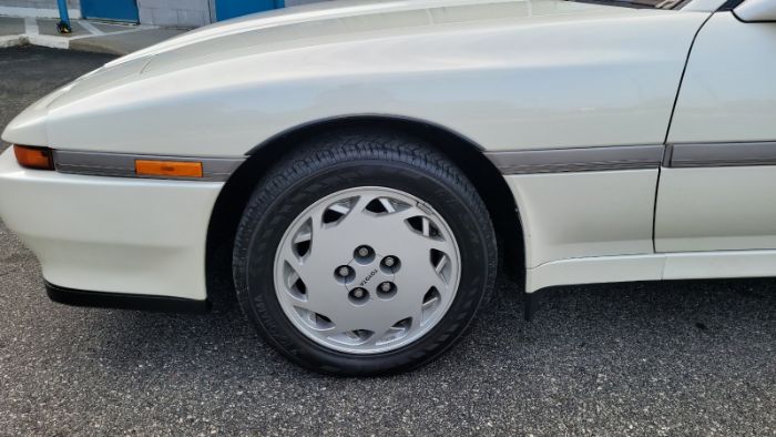 Toyota-Supra-1990-Pearl-White-Maroon-Leather-29