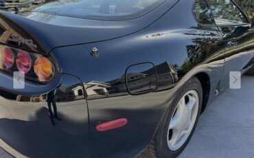Toyota-Supra-1993-Black-Tan-9