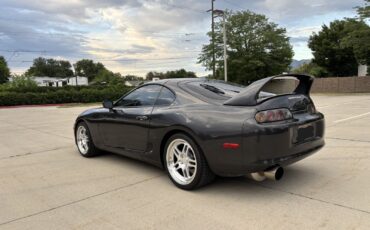 Toyota-Supra-1993-Hatchback-1