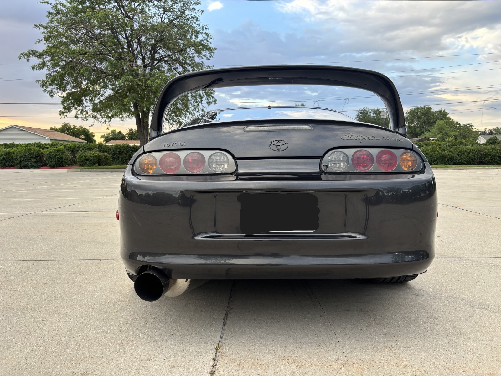 Toyota-Supra-1993-Hatchback-10