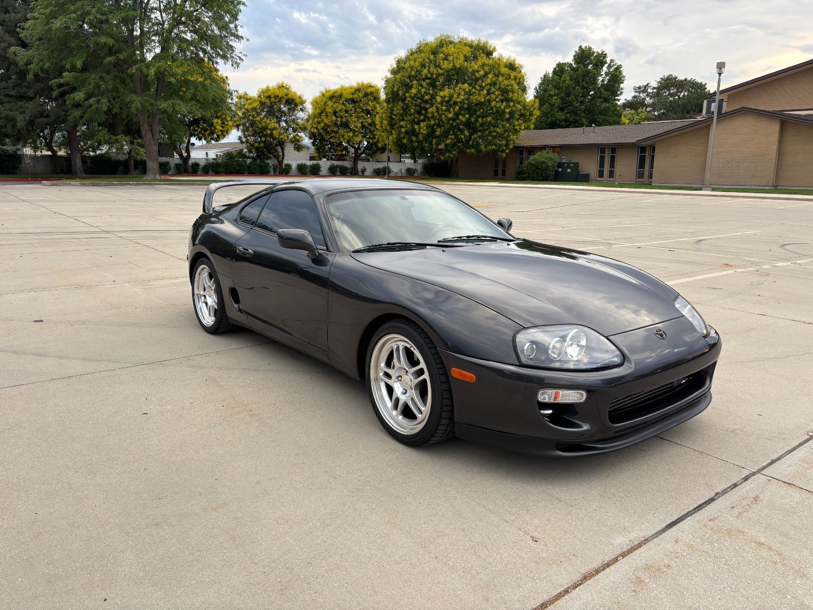 Toyota-Supra-1993-Hatchback-12