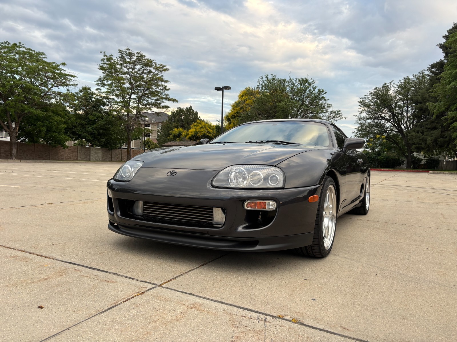 Toyota-Supra-1993-Hatchback-2