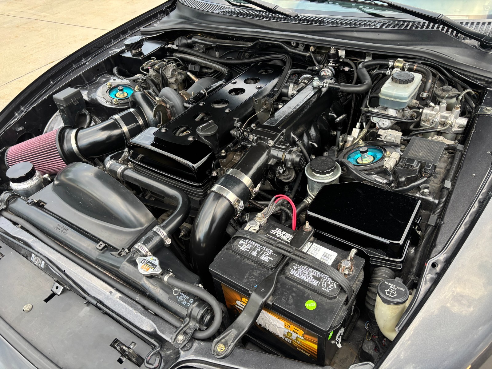 Toyota-Supra-1993-Hatchback-28