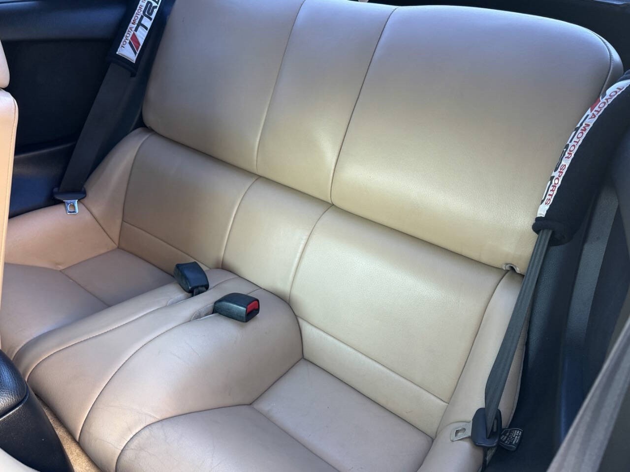 Toyota-Supra-1993-Hatchback-3