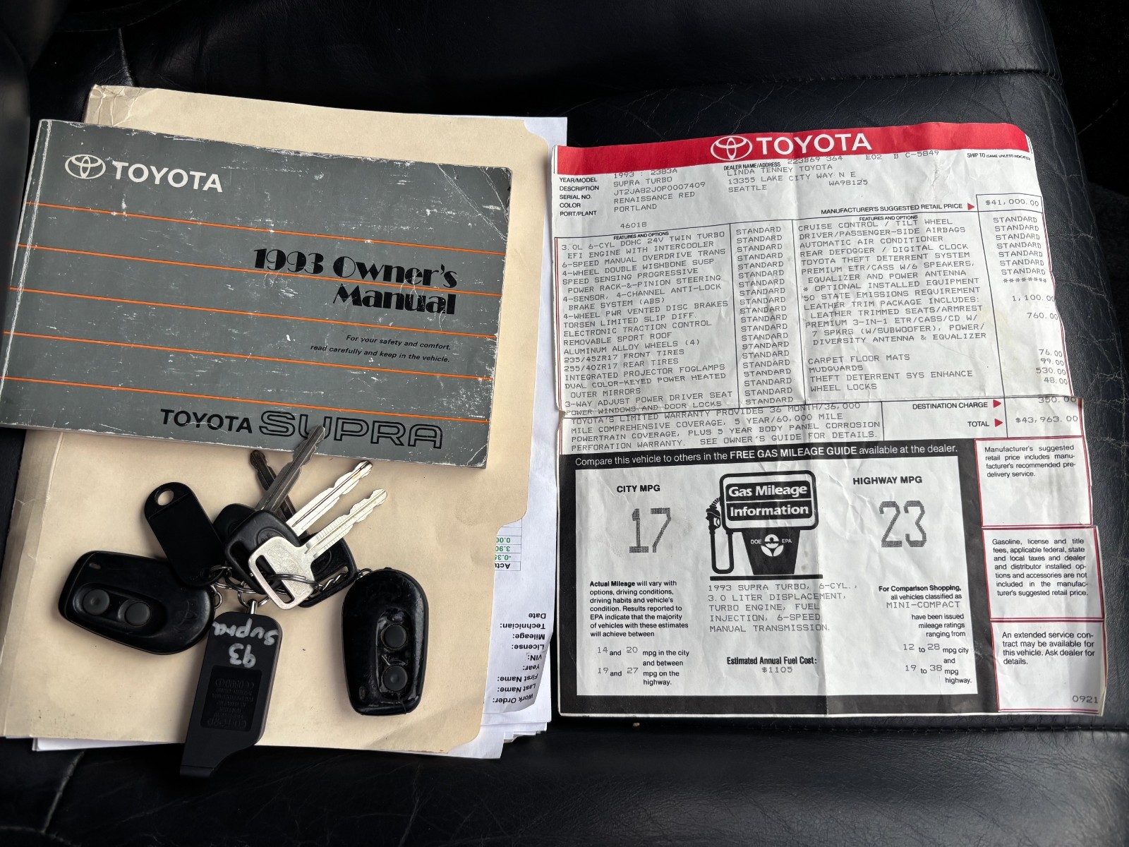 Toyota-Supra-1993-Hatchback-33
