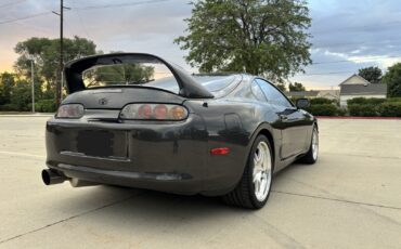 Toyota-Supra-1993-Hatchback-5