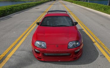 Toyota-Supra-1995-Coupe-11