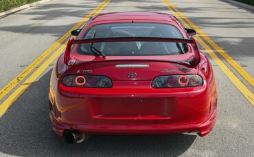 Toyota-Supra-1995-Coupe-13