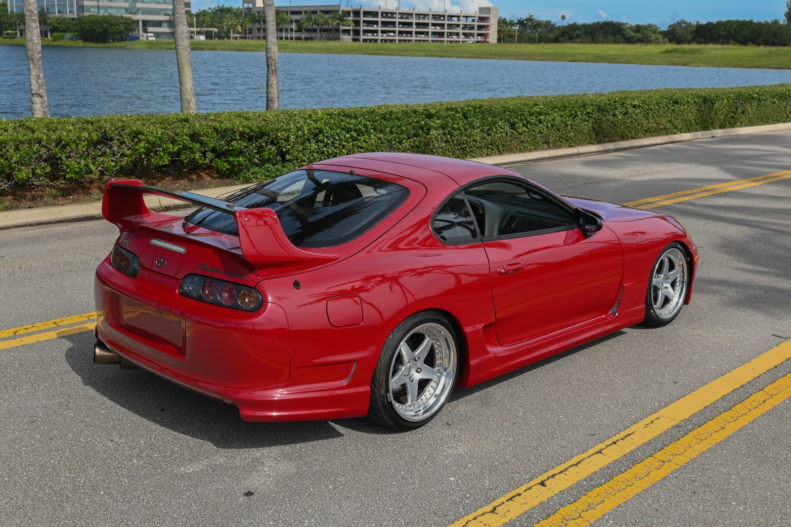 Toyota-Supra-1995-Coupe-15