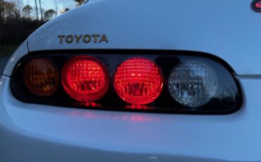 Toyota-Supra-1995-White-Black-22