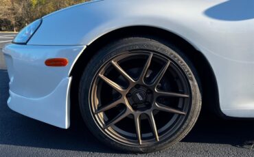 Toyota-Supra-1995-White-Black-33