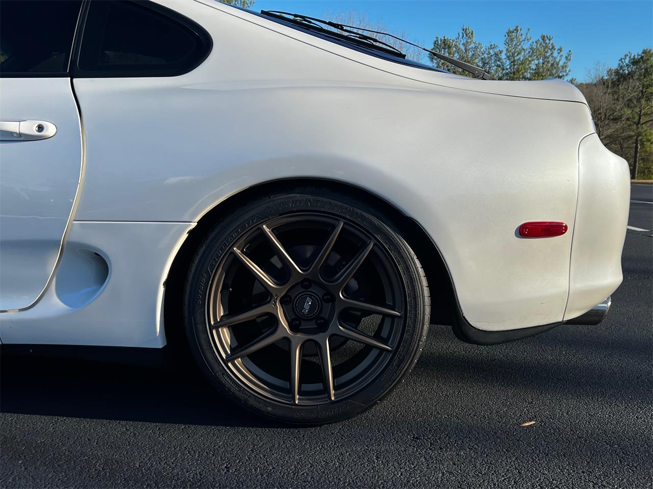 Toyota-Supra-1995-White-Black-55