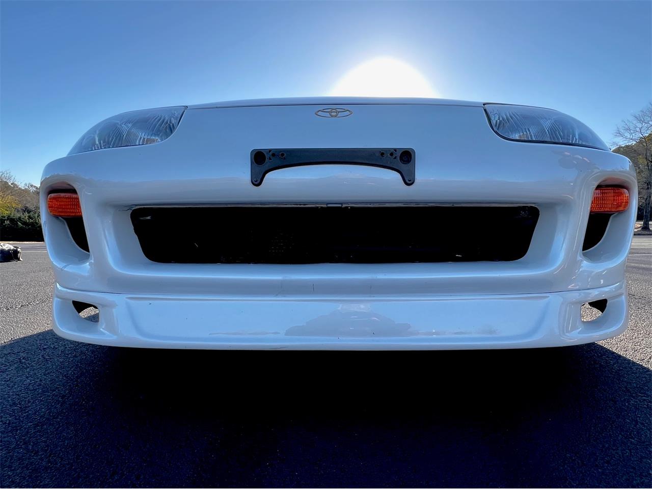 Toyota-Supra-1995-White-Black