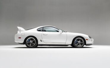 Toyota-Supra-Turbo-Targa-1994-Hatchback-11