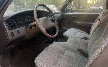 Toyota-T-100-1993-black-3