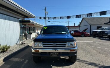 Toyota-T100-1995-Extended-Cab-Pickup-1