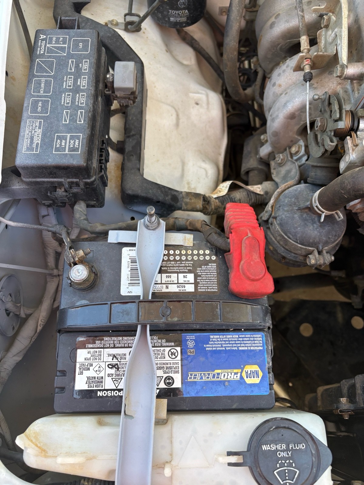 Toyota-Tacoma-1992-16