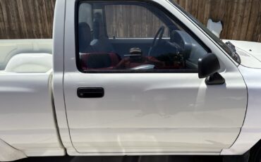 Toyota-Tacoma-1992-2