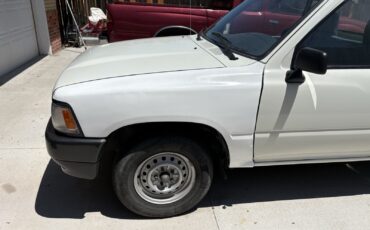 Toyota-Tacoma-1992-4