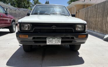Toyota-Tacoma-1992-5