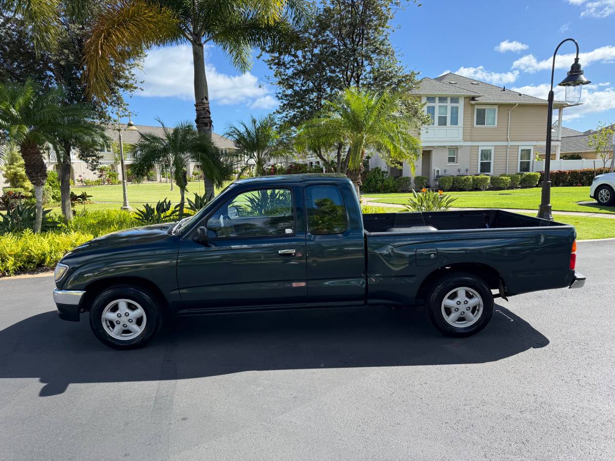 Toyota-Tacoma-access-cab-1995-1